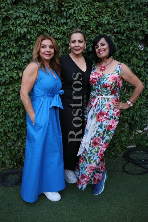 Festejan a Martha con tenis y vestido