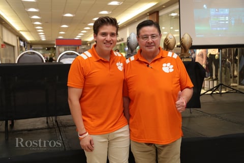 -David y Alejandro Martínez.