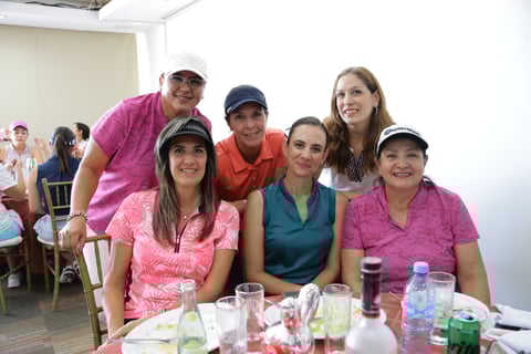 -Laura Jaramillo, Mónica Hoyos, Lorena Paredes, Cristy Fernández, Jaqueline Howard y Maricarmen Fuentes