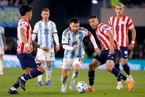 Argentina vence a Paraguay en partido de las Eliminatorias Sudamericanas