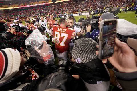 Eagles vence a Chiefs y se confirma como el mejor de NFL hasta la semana 11