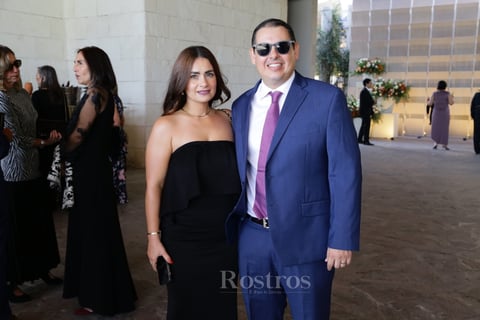 -Tania y José.