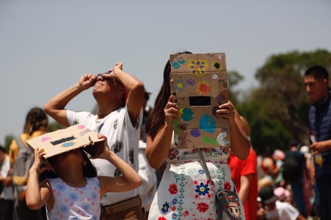 Así se vivió el Eclipse Total Solar en diferentes partes del mundo