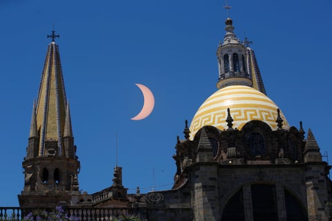 Así se vivió el Eclipse Total Solar en diferentes partes del mundo