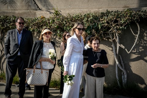 Los restos de Mario Vargas Llosa son cremados y entregados a sus tres hijos