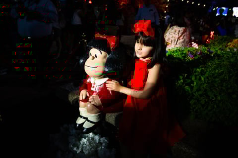 Develan estatua de Mafalda en Gómez Palacio