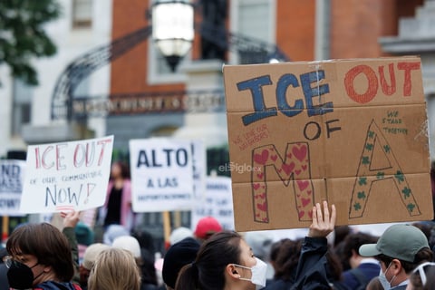 Protestas contra redadas migratorias se extienden por todo Estados Unidos