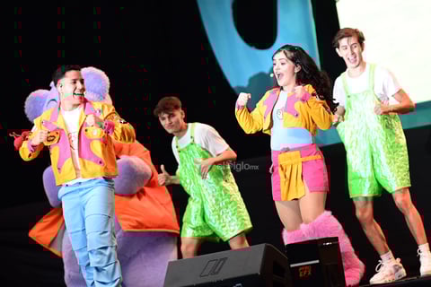 Niños viven un concierto inolvidable con Lara Campos, Los Meñiques de la Casa y Saritah Bebé