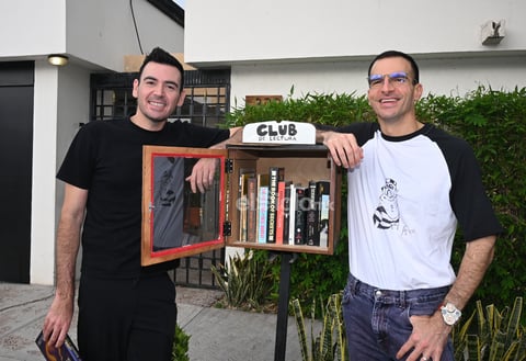 Laguneros crean buzón de lectura en Torreón