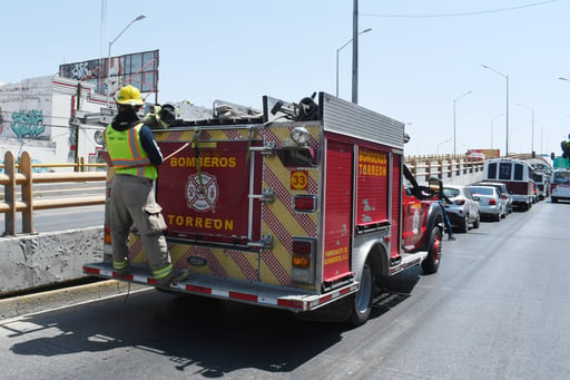 Imagen Brindan mantenimiento continuo a equipo de Protección Civil y Bomberos