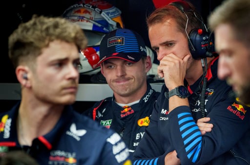 El piloto holandés de Red Bull Racing, Max Verstappen realiza un giro en la esquina Senna durante la práctica del Gran Premio de Canadá en la Formula 1