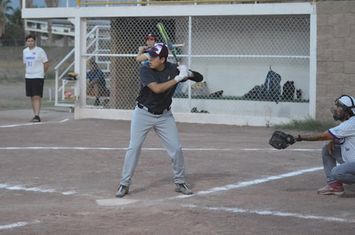 Imagen Cañonazos en Liga de Softbol de Bola Puesta de San Isidro