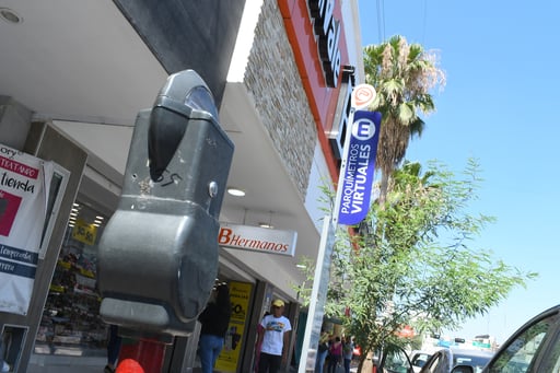 Imagen Entran en vigor parquímetros virtuales en Torreón; abarcan 2 mil 200 cajones de estacionamiento