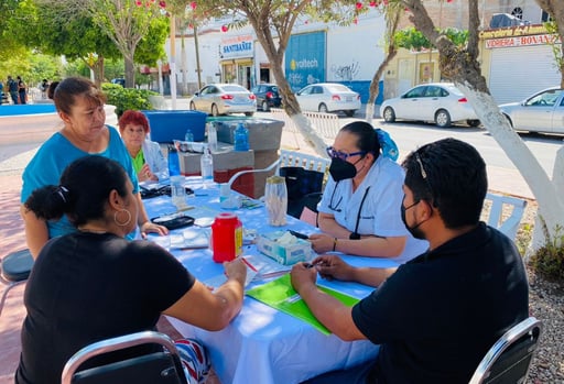 Imagen Invitan a brigada de salud en el Parque Victoria de Lerdo