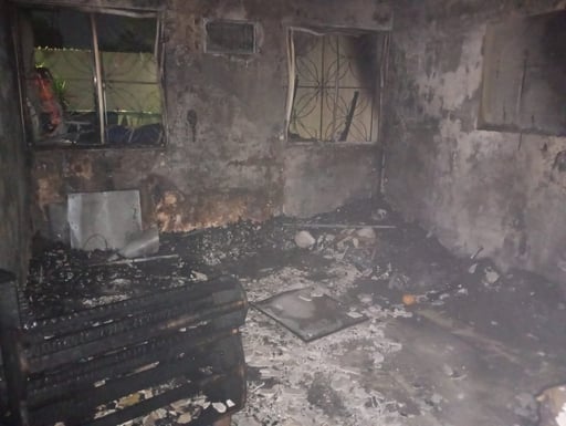 Imagen Muere perrito calcinado en incendio de vivienda registrado durante la madrugada