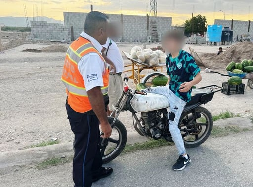 Imagen Persiste uso de motos por menores de edad en Torreón; van 107 casos en cinco meses