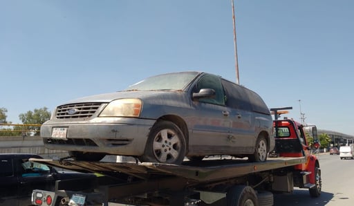 Imagen Ayuntamiento de Gómez Palacio intensifica operativo contra autos abandonados