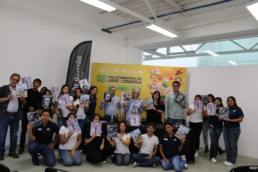 La presentación en la FIL Coahuila contó con un público conformado en su mayoría por jóvenes.