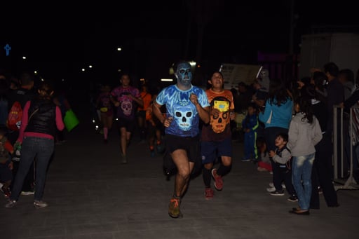 Carrera 5Klaveras del Día de Muertos.