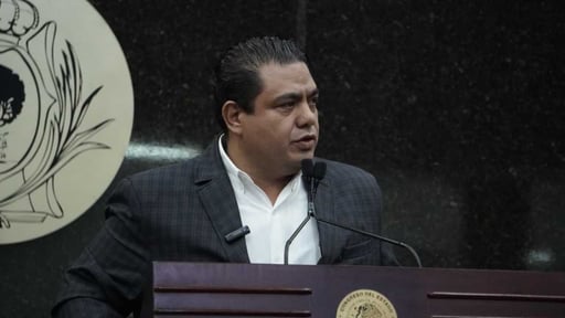 La Ley Silla reconoce el derecho de las personas trabajadoras al descanso en un asiento durante la jornada laboral, señala Alejandro Mata, diputado local. (EL SIGLO DE TORREÓN)