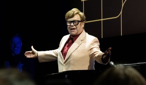 Imagen Elton John confiesa que ha perdido varias partes del cuerpo