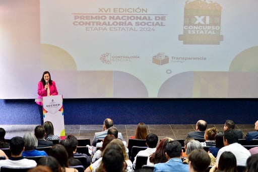 Imagen Durango premia a ciudadanos por su participación en el Premio Nacional de Contraloría Social 2024