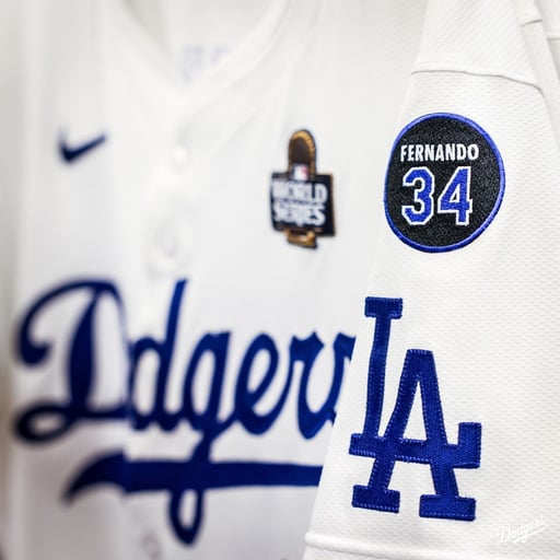 Imagen Dodgers rendirán honor a Fernando Valenzuela con uniforme especial