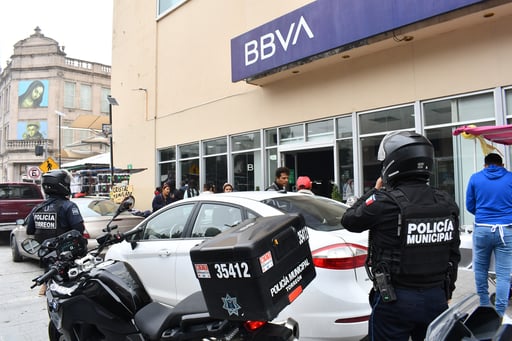 Ciudadanos manifestaron sentirse inseguros en lugares como los cajeros automáticos. (FERNANDO COMPEÁN)