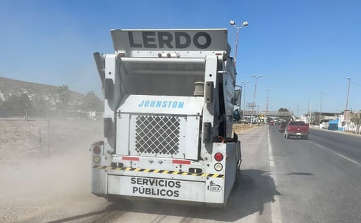 Imagen Intensifican mantenimiento de vialidades de mayor movilidad en Lerdo