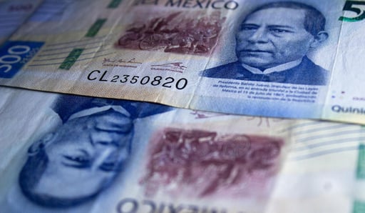 Imagen Peso mexicano cae a 20.62 por dólar tras elecciones