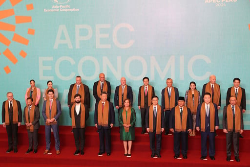 Imagen APEC busca blindar libre comercio