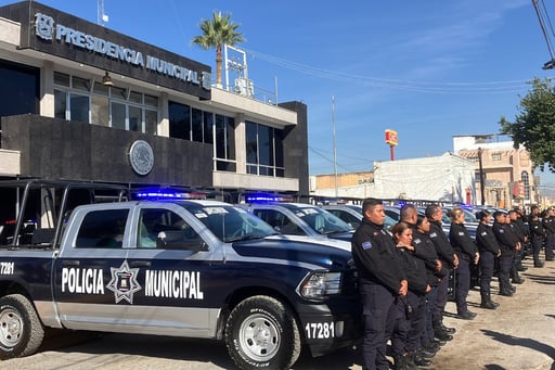 Imagen Matamoros recibe histórica entrega de 16 patrullas