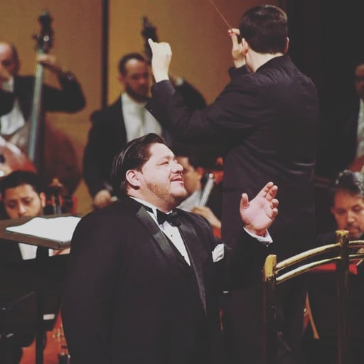 Imagen Diego Torre, tenor mexicano, es galardonado en los premios Opera Chaser