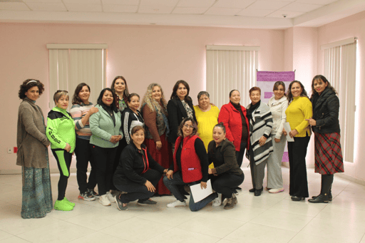 Imagen Capacitan a personal del Centro de Justicia para la Mujer en Torreón