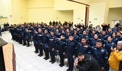 Imagen Integran 53 nuevos agentes a la policía municipal de Acuña