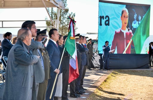Imagen Gobierno del Estado conmemora el Día de la Bandera en simultáneo con la Presidenta de la República