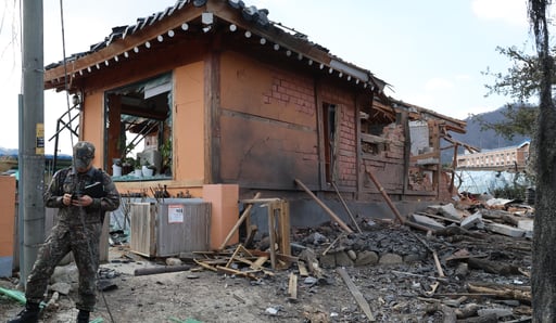 Imagen Seúl suspende vuelos militares y reporta 14 heridos tras bombardeo accidental