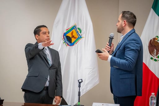 Imagen Me siento honrado: Daniel Aguilar, nuevo secretario del Ayuntamiento de Piedras Negras