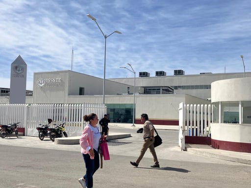 Hasta hace algunos días, aún quedaban por cubrir alrededor de 40 plazas, en su mayoría de médicos especialistas. (EL SIGLO DE TORREÓN)