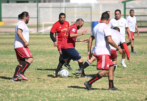 Luego de varios meses de inactividad, el futbol soccer amateur en diversas categorías regresa a los campos del Nuevo San Isidro. (Archivo)
