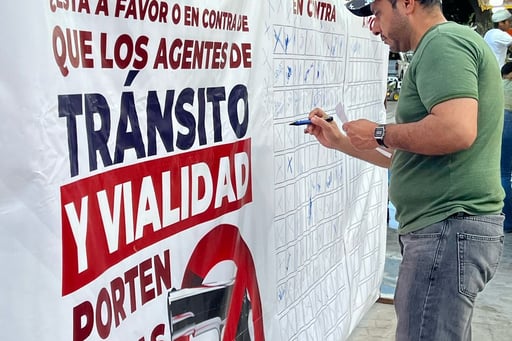 Imagen En encuesta de Morena, mayoría rechaza que agentes de Vialidad en Torreón porten armas de fuego