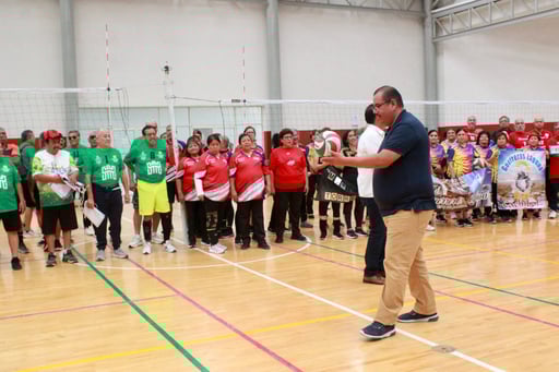 Imagen Arranca el VI Torneo de la Liga Municipal de Cachibol en Torreón
