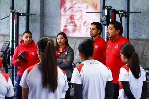 Imagen Lagunero Christian Astorga, toma las riendas de las Centellas del Necaxa, en la Liga MX Femenil
