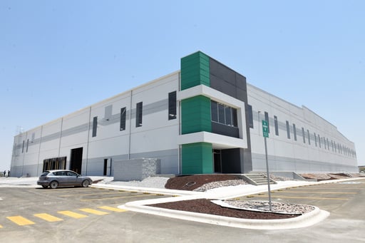 Imagen VYNMSA avanza en Torreón con dos naves industriales casi terminadas