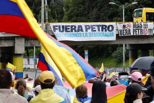 Imagen Se movilizan en Colombia tras atentado contra el senador Miguel Uribe Turbay