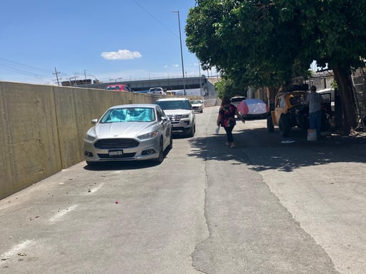 Colonos aseguran que no se les tomó parecer sobre esta obra, y que algunos se enteraron por las redes sociales, por lo que ahora están buscando un diálogo con los funcionarios municipales. (EL SIGLO DE TORREÓN)