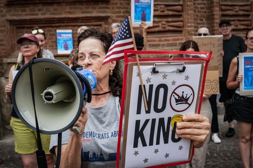 Imagen 'No Kings' encabeza protestas en EUA contra Donald Trump