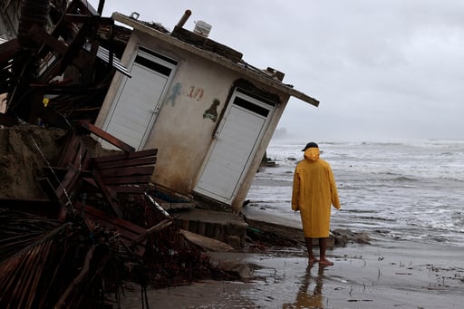 Imagen Tormenta tropical Dalila ocasionará lluvias intensas en estos estados