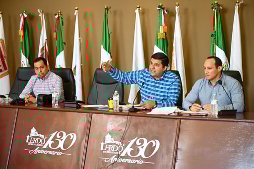 Imagen Destaca Alcalde de Lerdo acciones de su gobierno para abasto de agua potable