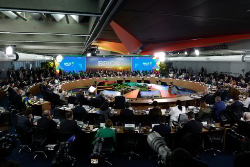 Imagen Los BRICS evitan el choque frontal con Trump y arropan a Putin ante los ataques de Ucrania